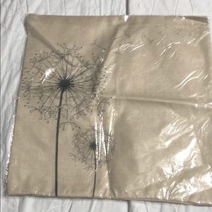 NEW. Dandelion pillow cover.